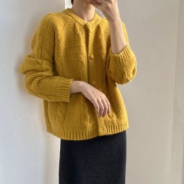 甜美麻花針織外套