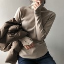 袖口設計高領上衣