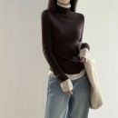 拼色高領針織上衣